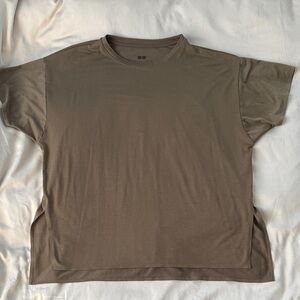 Uniqlo Women's Dryfit Oversized Short Sleeve Tee in Olive